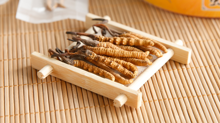 小孩多大可以喝冬蟲夏草？ 