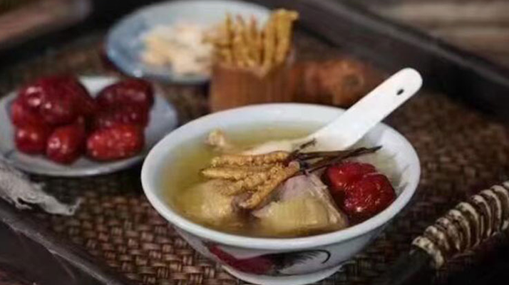 冬蟲(chóng)夏草補(bǔ)腎：傳統(tǒng)認(rèn)知與科學(xué)視角的解讀